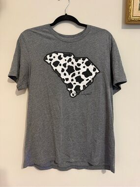 Women’s Gray Short Sleeve Tee with Cow Print State Graphic